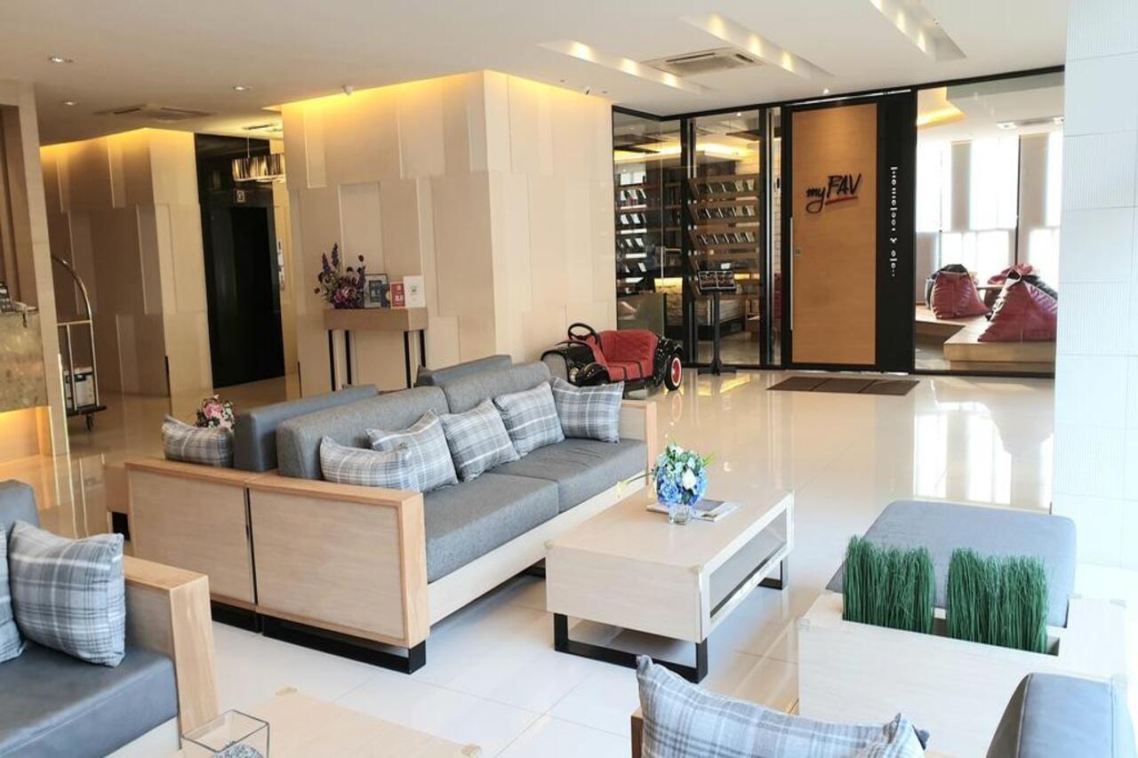 Parinda Hotel Bangkok Kültér fotó