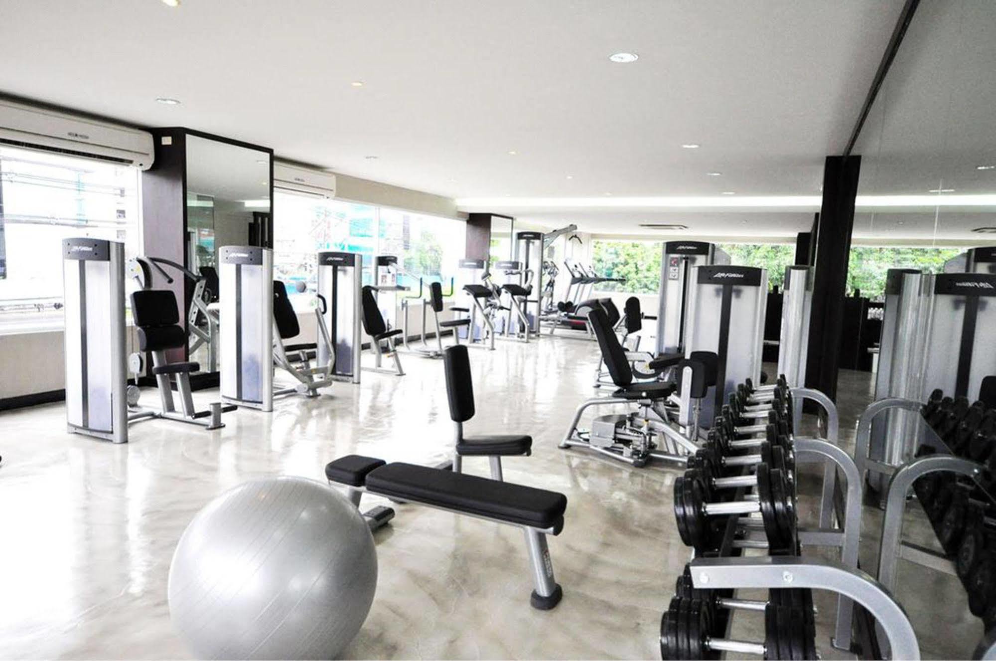 Parinda Hotel Bangkok Kültér fotó