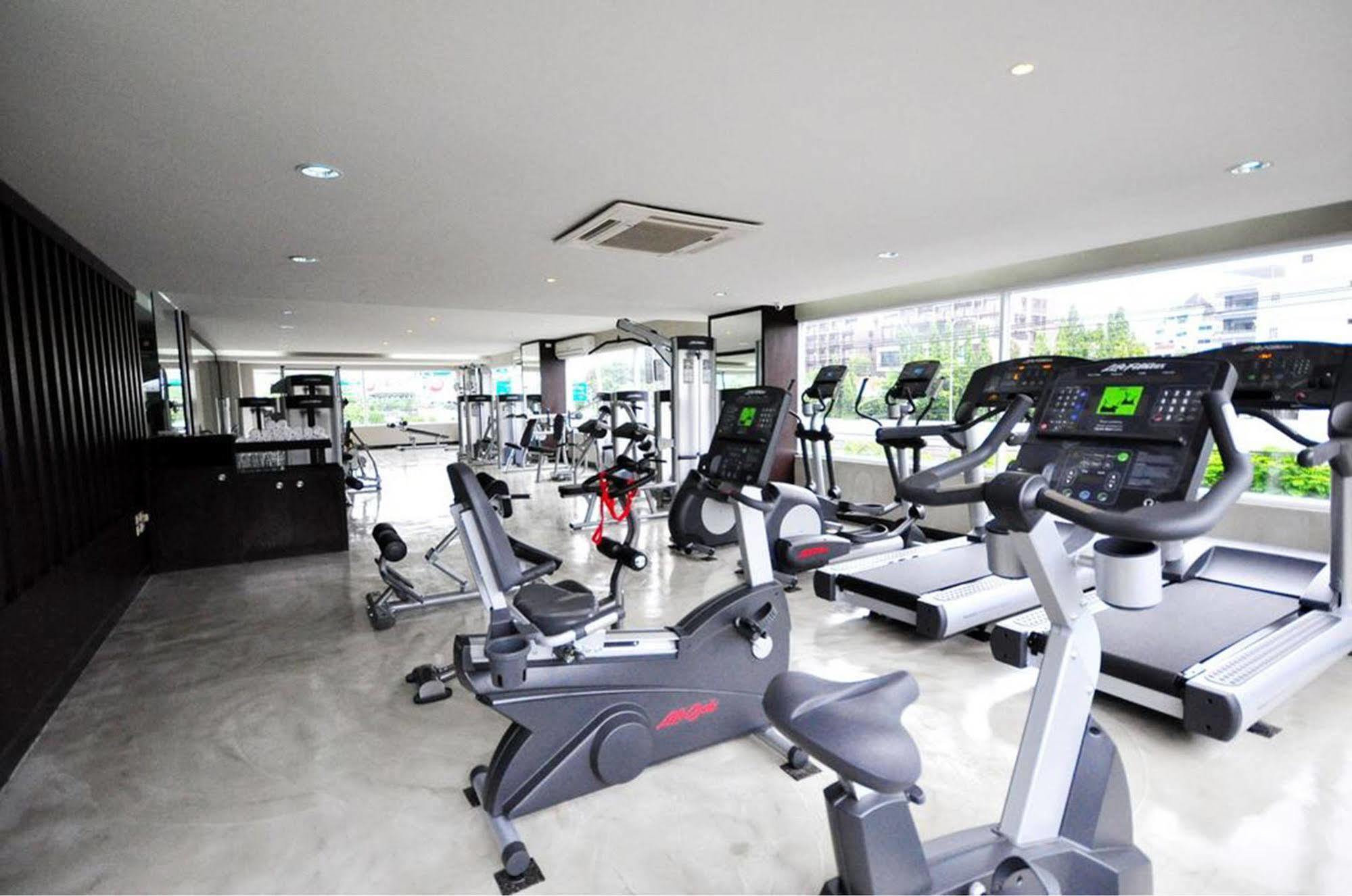 Parinda Hotel Bangkok Kültér fotó